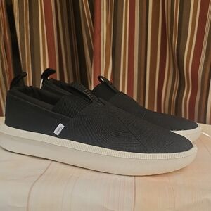 Toms Black and White Sneakers Modern Slip-On